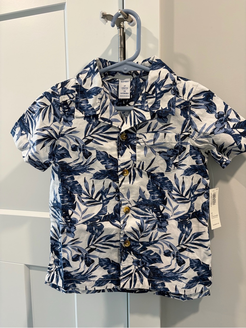 Old Navy Navy & White Tropical Leaf Button-Front Shirt